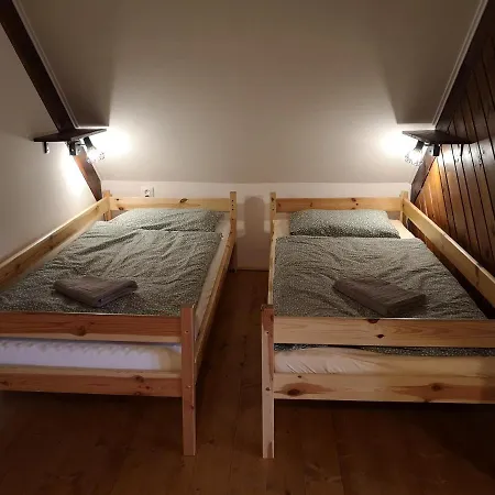 Pensionat Motorest Certovica 3*